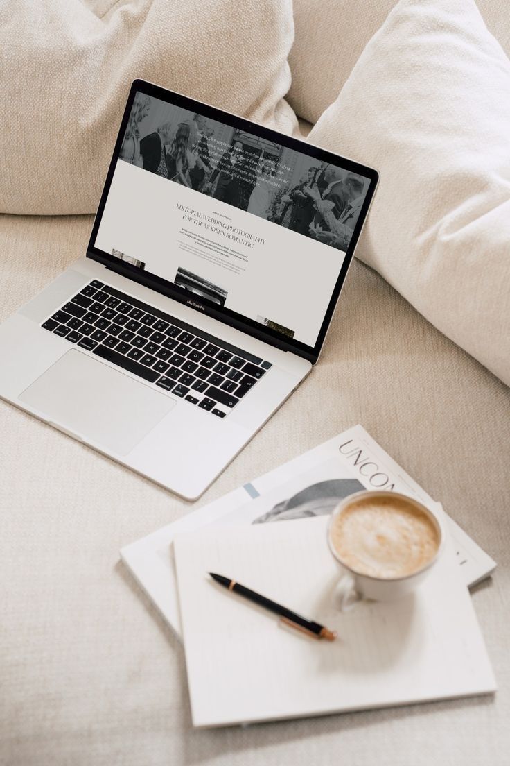 Univers visuel d'un site web premium, ambiance éditoriale